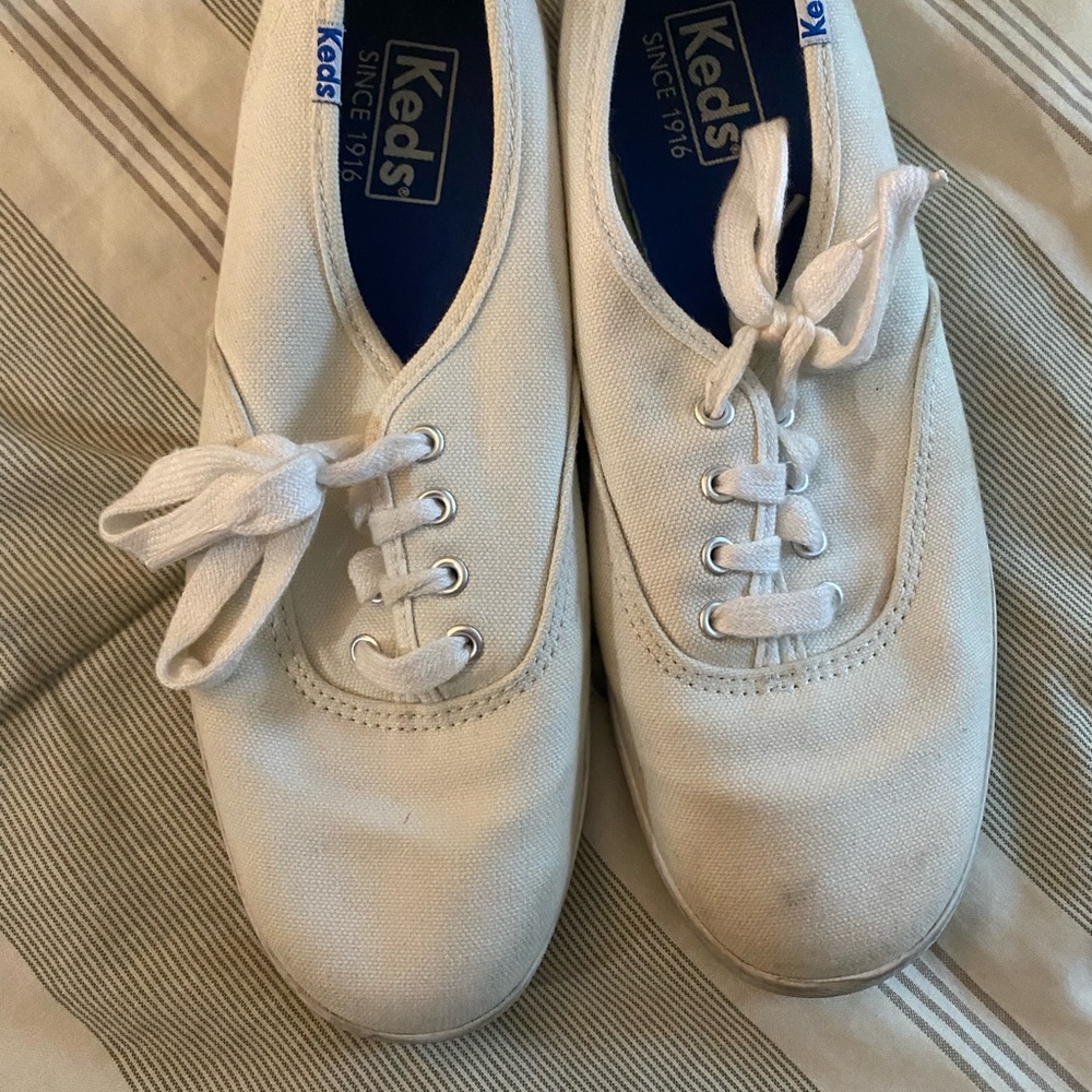 Keds White Canvas Sneakers with Minimalist Design
